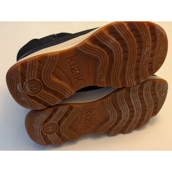 Kizik Juno Hands-Free Black Puffy Ankle Boots - Size 11 Women’s - Picture 10 of 10